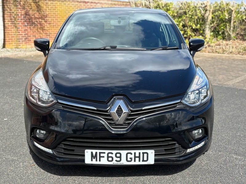 Renault Clio Iconic Dci MF69GHD Black #3