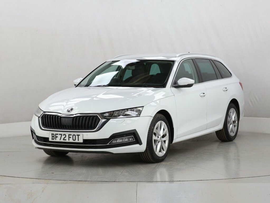 Skoda Octavia 1.5L Se L White #4