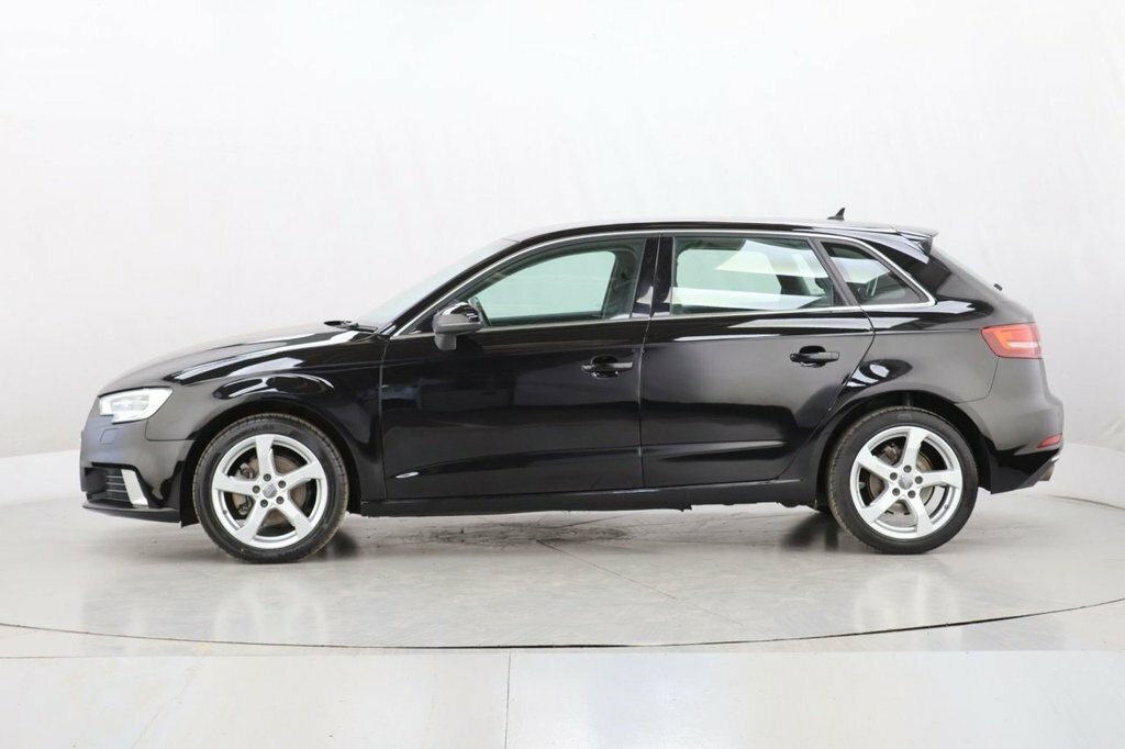 Audi A3 1L Sport YG68FSY Black #4