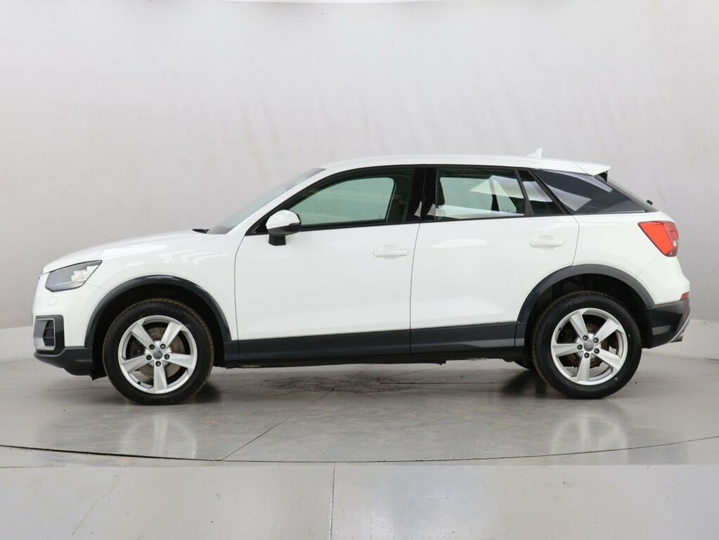 Audi Q2 1L Sport SN18VLL White #4