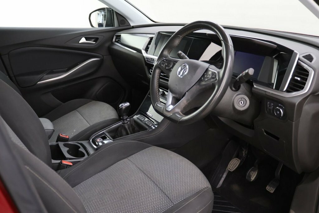 Vauxhall Grandland X 1.2L Se DN72WGP Red #5