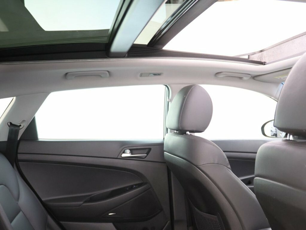 Hyundai Tucson 2L Premium Se Grey #2