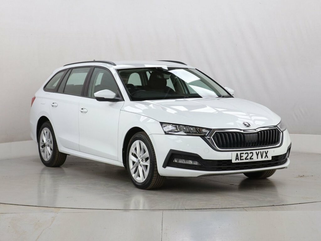 Skoda Octavia 1L Se Technology AE22YVX White #2