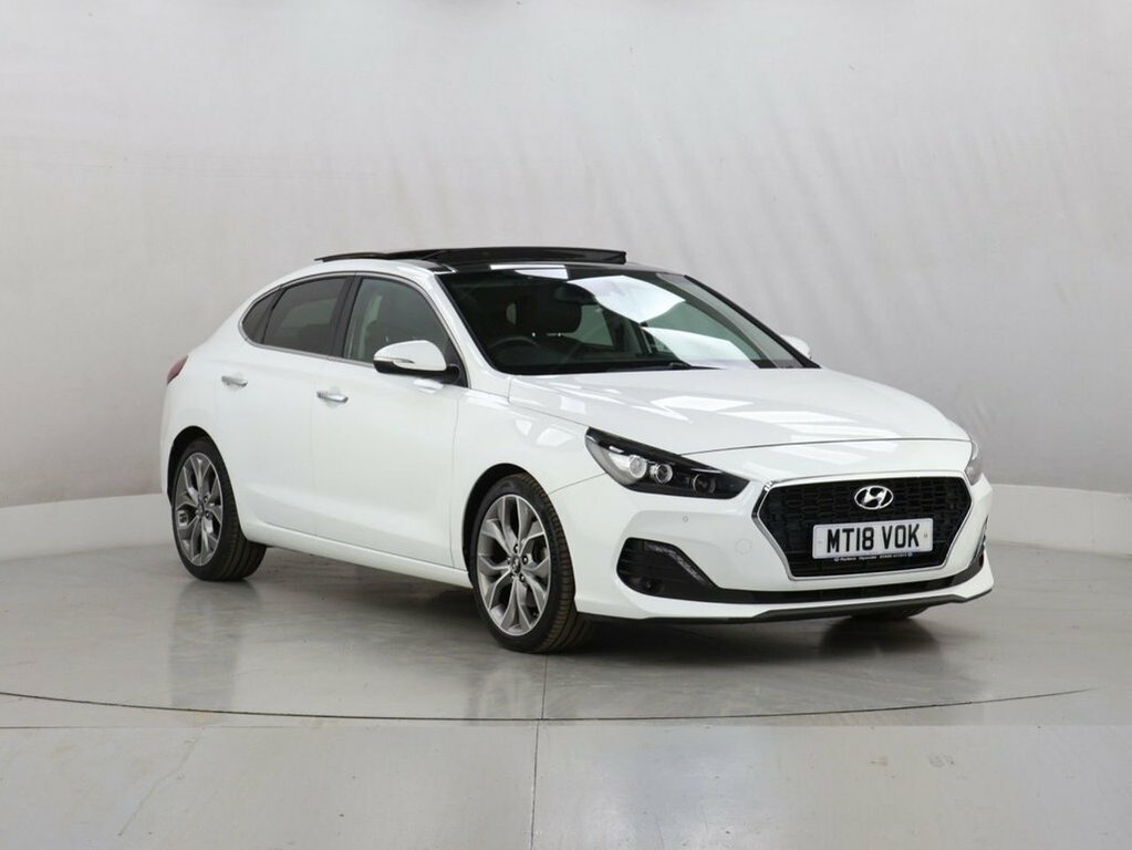 Hyundai I30 1L Premium Se White #3