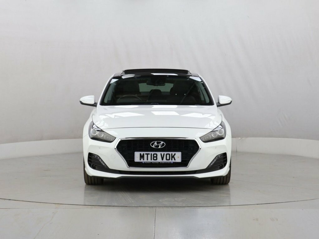 Hyundai I30 1L Premium Se White #4