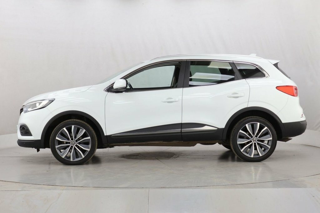 Renault Kadjar 1.3L Iconic AU69NXX White #5