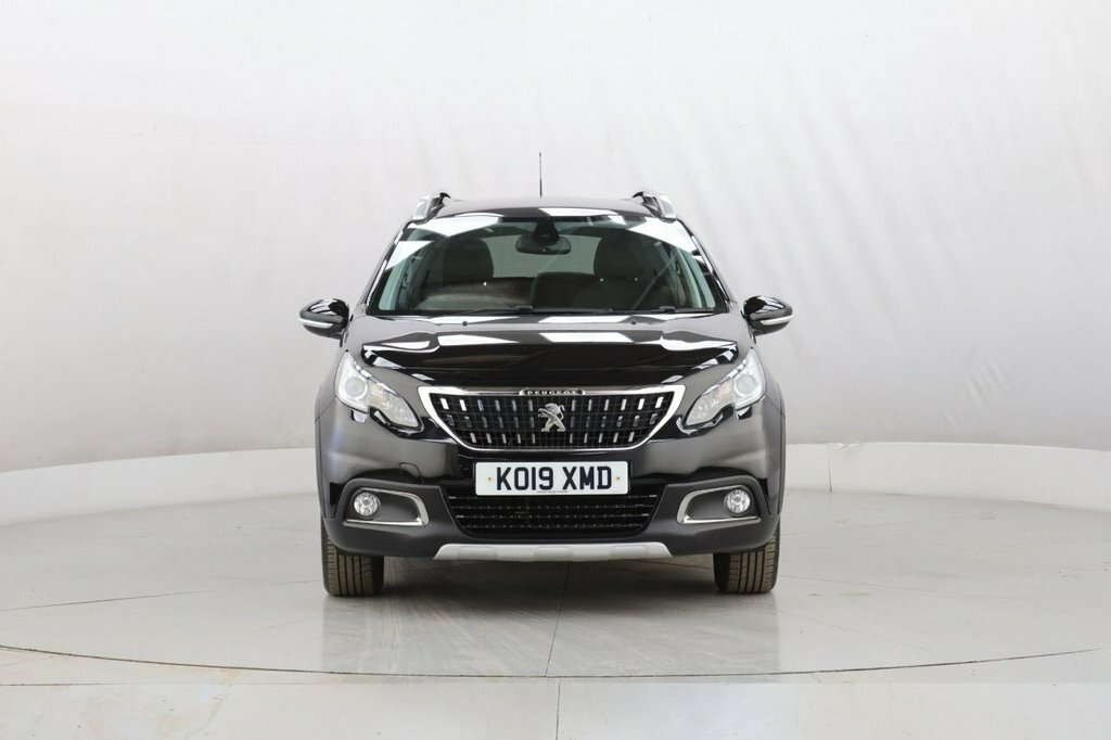 Peugeot 2008 1L Allure Premium Black #3