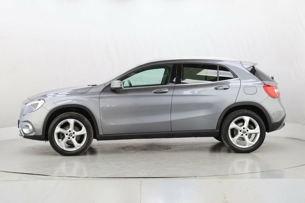 Mercedes-Benz GLA Class 1.6L Sport DA19DSY Grey #4