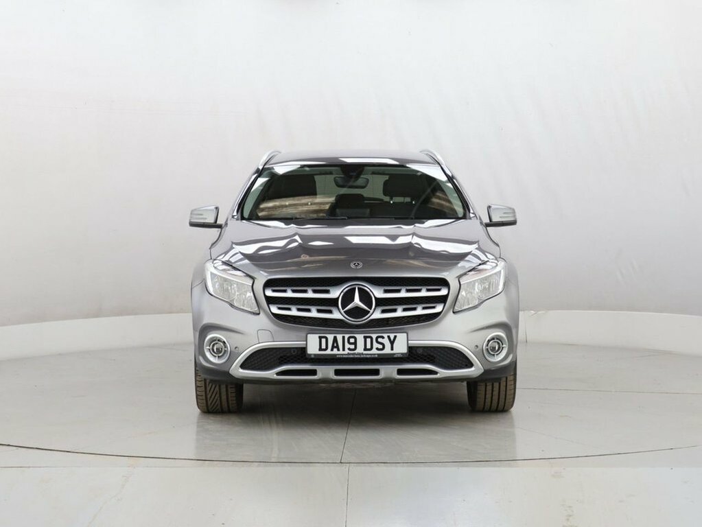 Mercedes-Benz GLA Class 1.6L Sport DA19DSY Grey #2