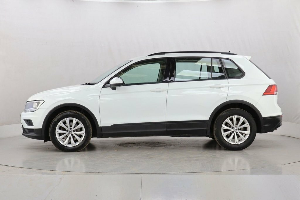 Volkswagen Tiguan 2L S PK66DWX White #5