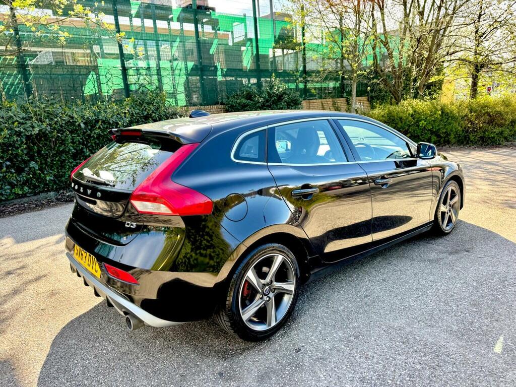Volvo V40 Hatchback 2.0 D3 R-design Lux Euro 5 Ss 20 Black #4