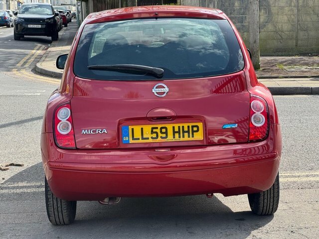 Nissan Micra 1.2 16V Visia Red #5