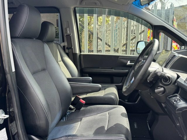 Honda StepWagon 2L Spada,8 Seater,ulez Free Red #11