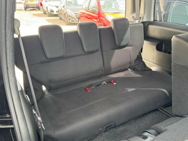 Honda StepWagon 2L Spada,8 Seater,ulez Free Red #16