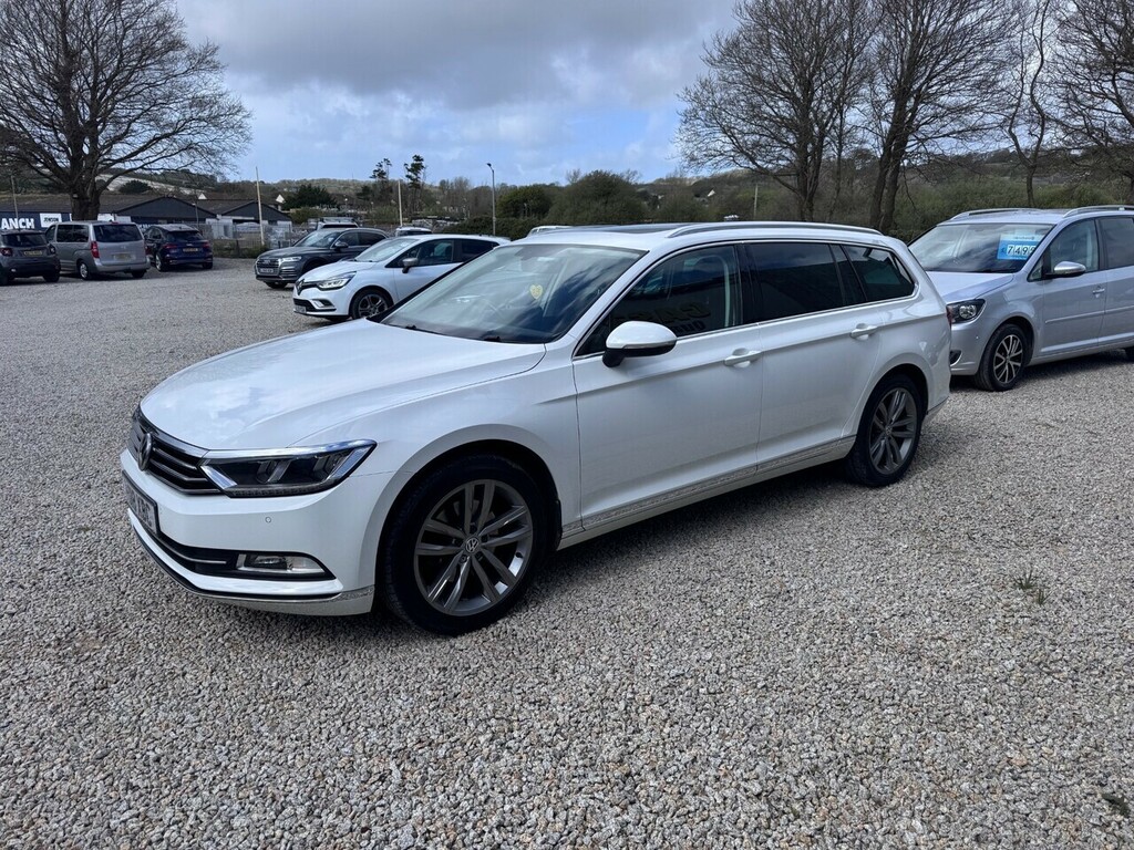 Volkswagen Passat Tdi Gt YO18XBC White #4