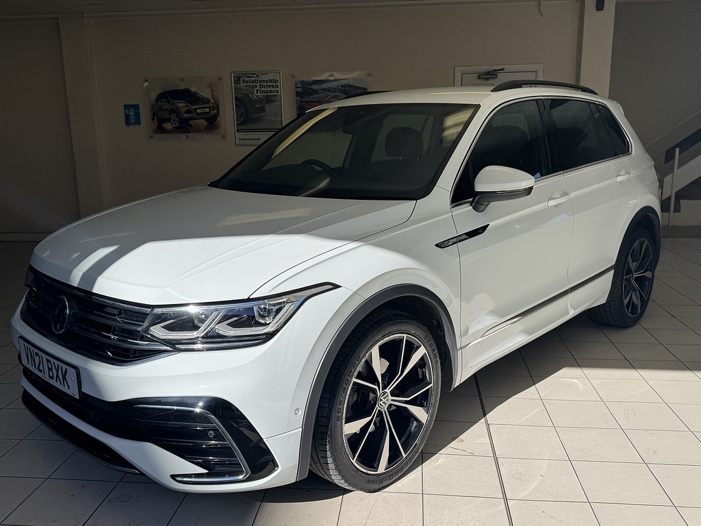 Volkswagen Tiguan Tsi R-line U6420 Ulez VN21BXK White #3