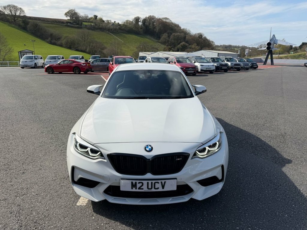 BMW M2 3L Competition White