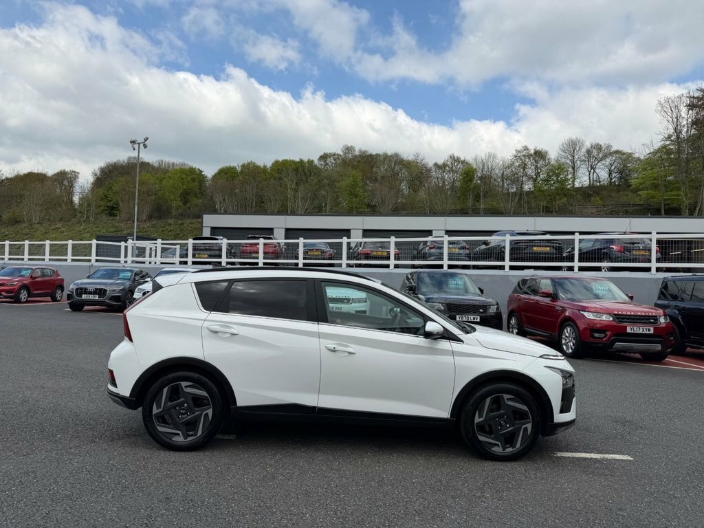 Hyundai Bayon 1L Ultimate EA74CVE White #6