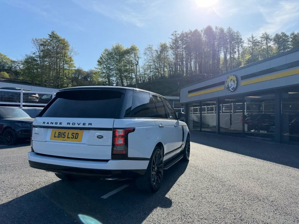 Land Rover Range Rover 3L Autobiography 5dr LB15LSD White #5