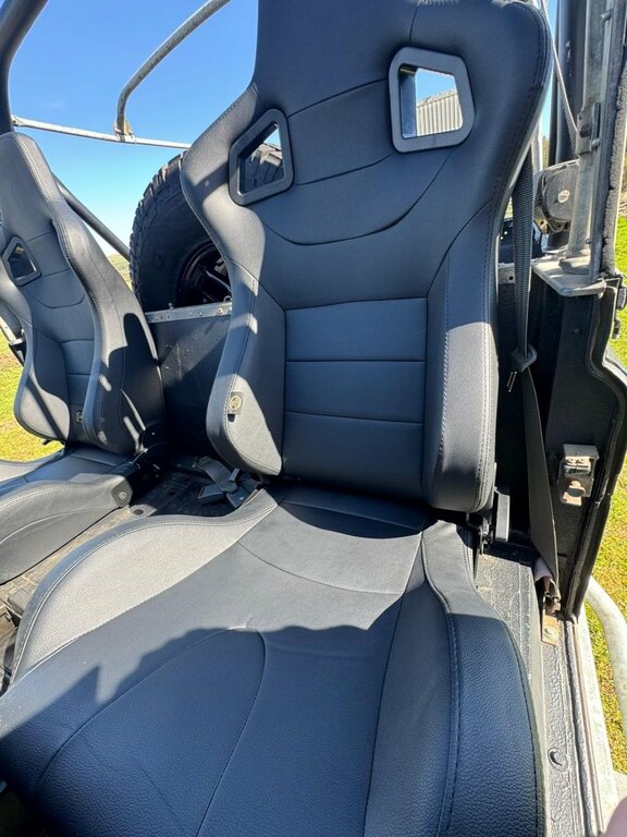 Land Rover Defender X-dynamic Hse Red #10