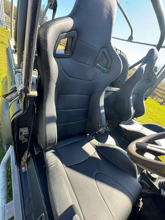 Land Rover Defender X-dynamic Hse Red #11