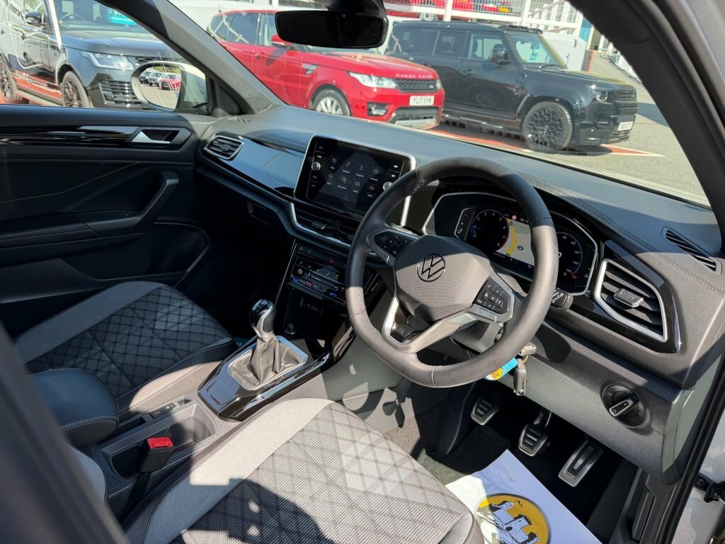 Volkswagen T-Roc 1.5L R-line YB73PFZ Grey #5