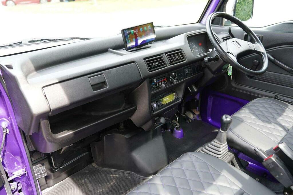 Honda  Petrol White #28