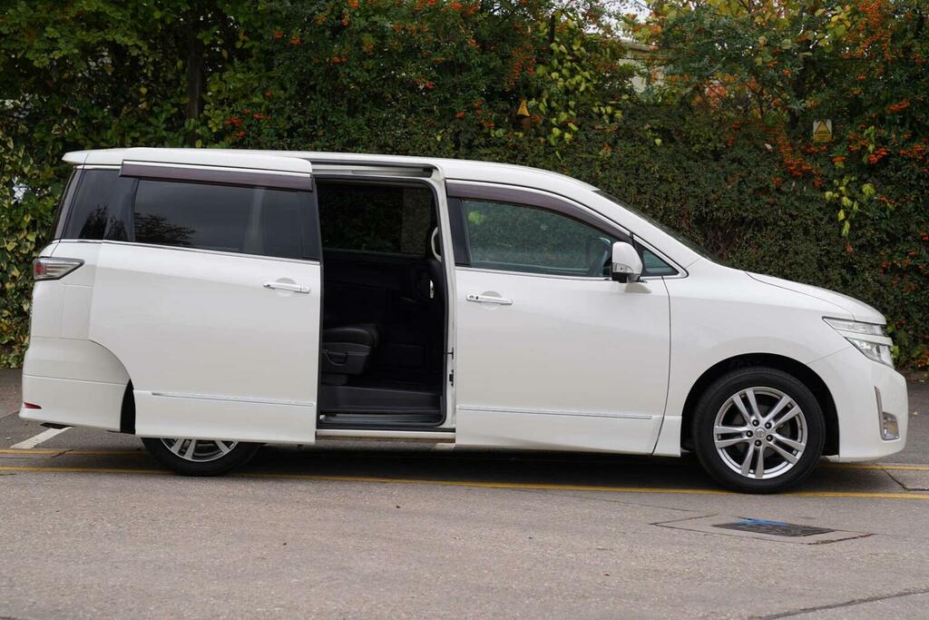 Nissan Elgrand Mpv 2.5 Highway Star 8 Seats 201111 IMP453 White #3
