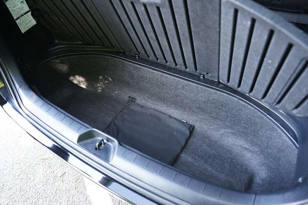Toyota Noah 2.0 Si Ed Sunroof -Swivel Seats-ulez White #53