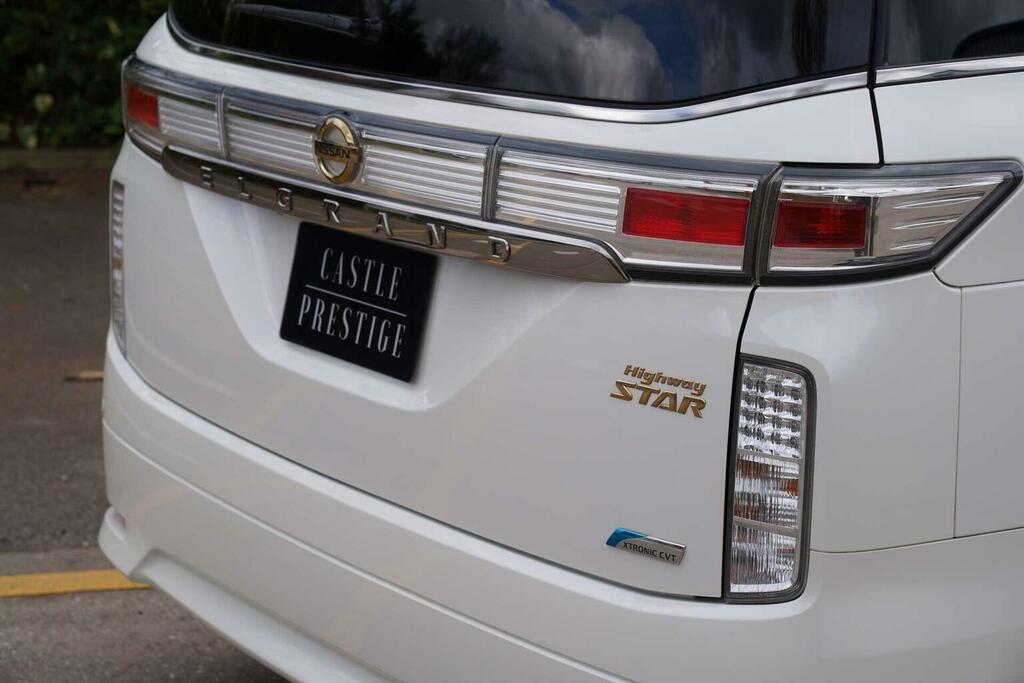 Nissan Elgrand Mpv 2.5 Highway Star Urban Chrome 7 Seats 201 IMP529 White #5