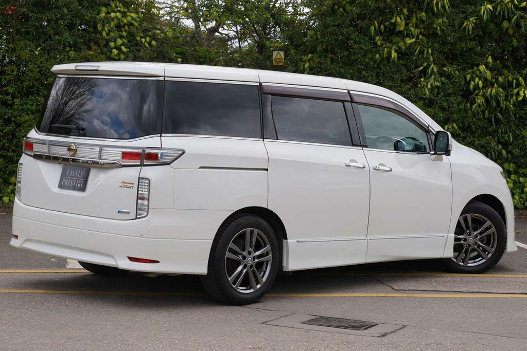 Nissan Elgrand Mpv 2.5 Highway Star Urban Chrome 7 Seats 201 IMP529 White #4