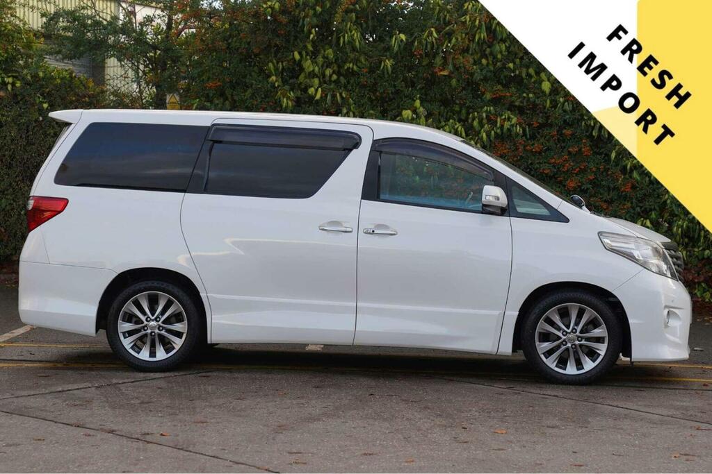 Toyota Alphard Mpv 2.4 S 7 Seats 201111 White #2