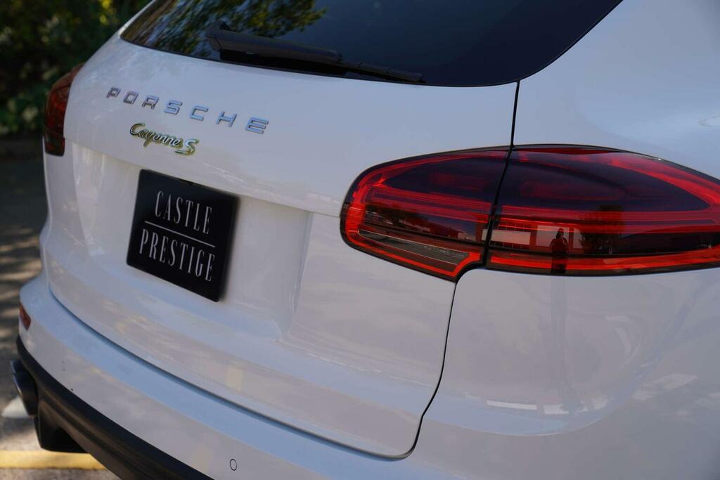 Porsche Cayenne Suv 3.0 V6 E-hybrid S Tiptronics 4Wd Euro 6 Ss White #4