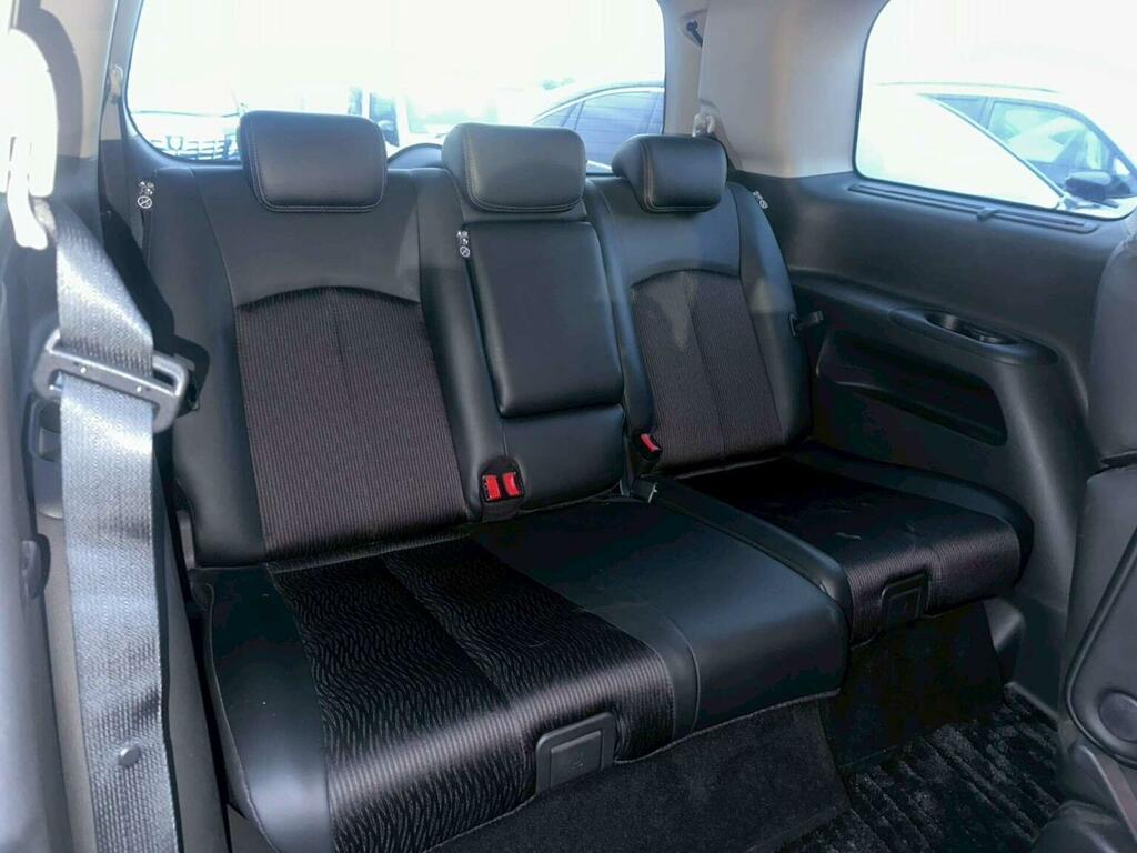 Nissan Elgrand Van 200202 White #13