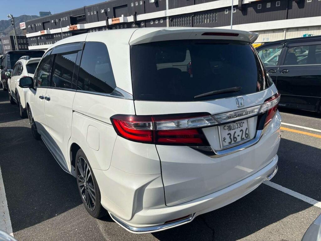 Honda Odyssey Mpv 2.4 Absolute Ex 7 Seats 201414 White #3