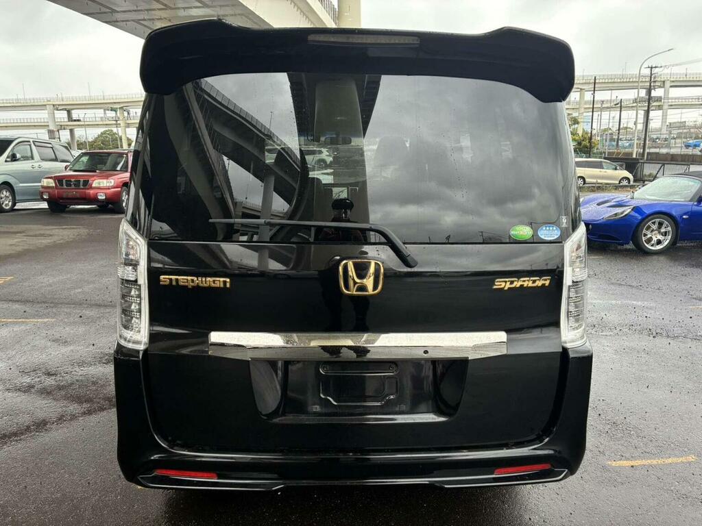 Honda StepWagon Mpv 2.0 Spada Z Cool Spirit 7 Seats 201363 Black #4