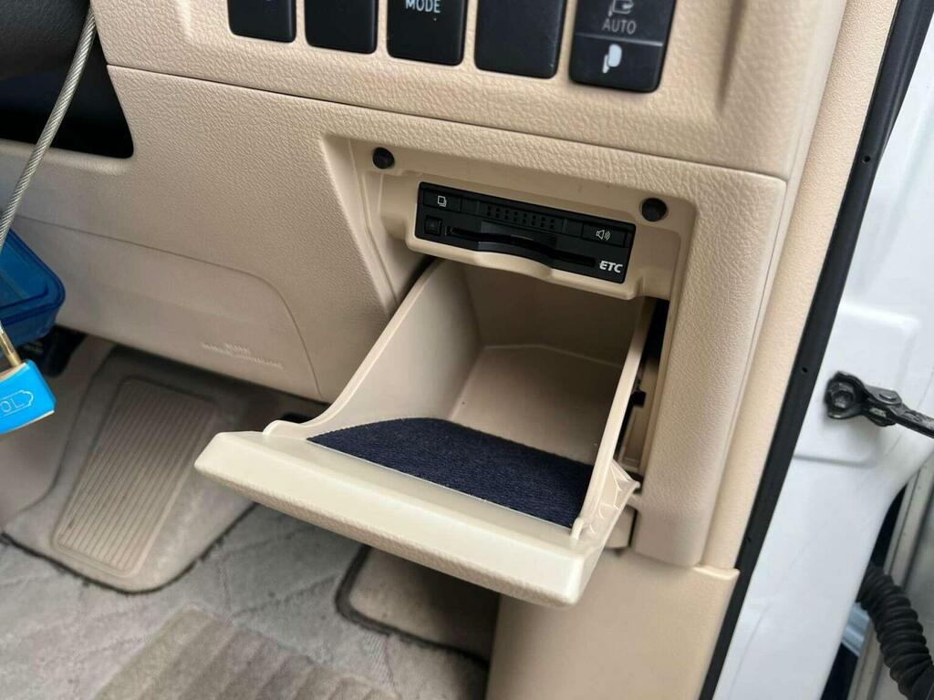 Seat Rwd L2 White #52