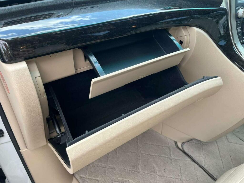 Seat Rwd L2 White #54