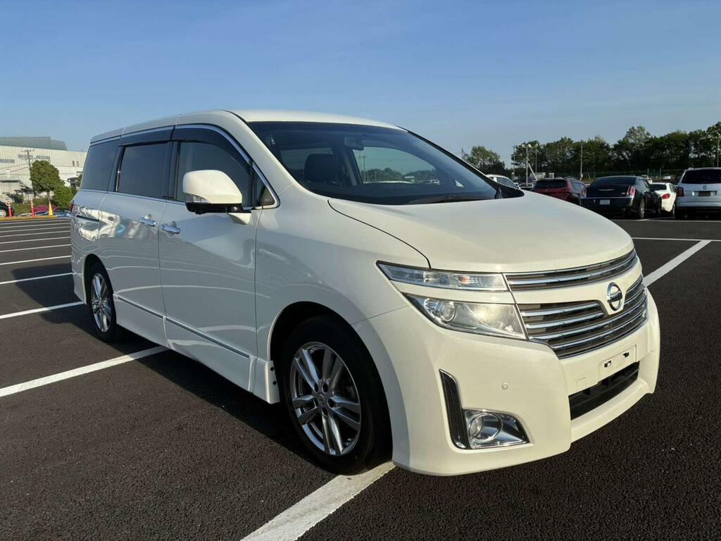 Nissan Elgrand Mpv 2.5 Highway Star 7 Seats 201313 White