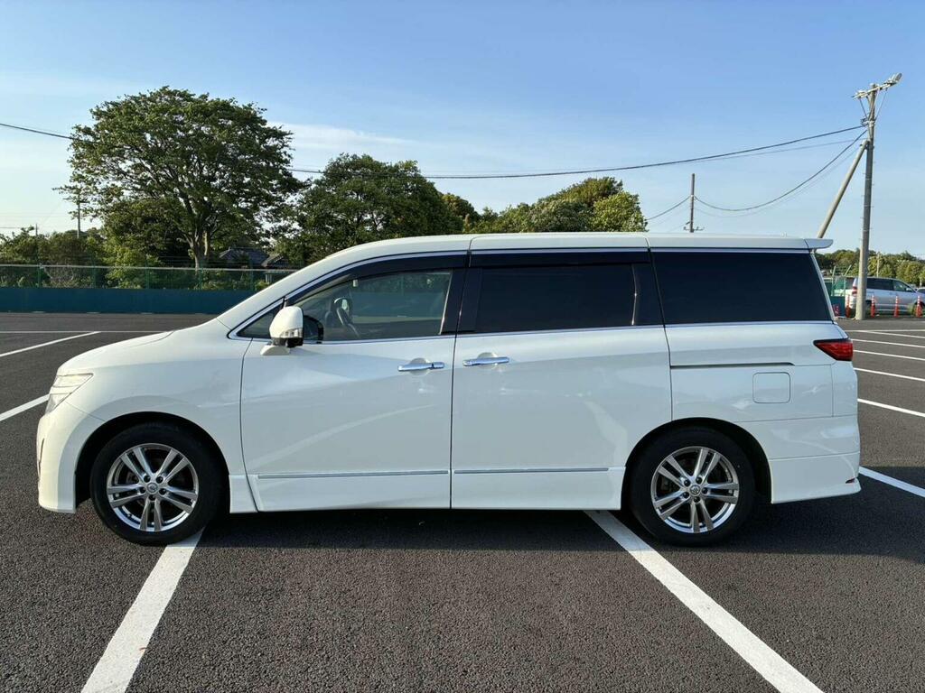 Nissan Elgrand Mpv 2.5 Highway Star 7 Seats 201313 IMP788 White #6