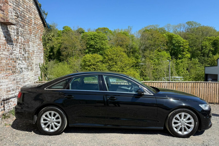 Audi A6 Saloon OE16HJX Black #5