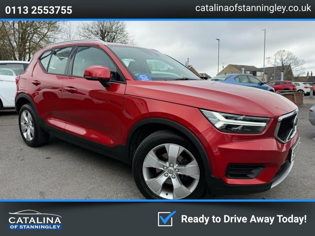 Volvo XC40 1.5L Momentum Red