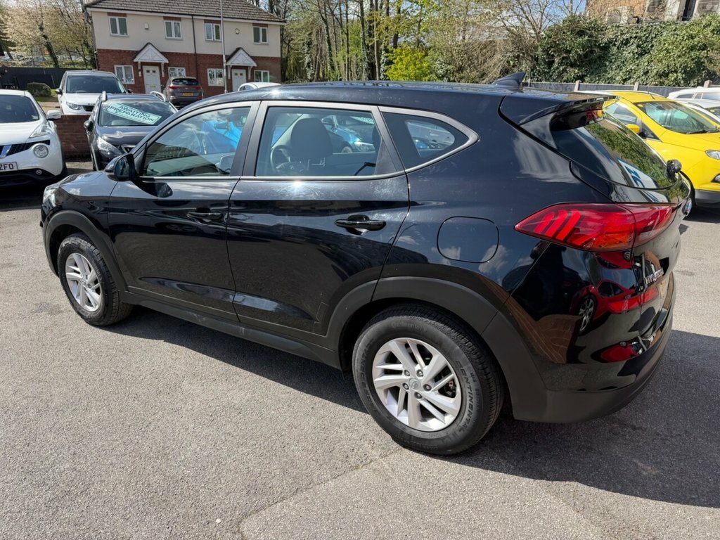 Hyundai Tucson 1.6L S Connect Black #6