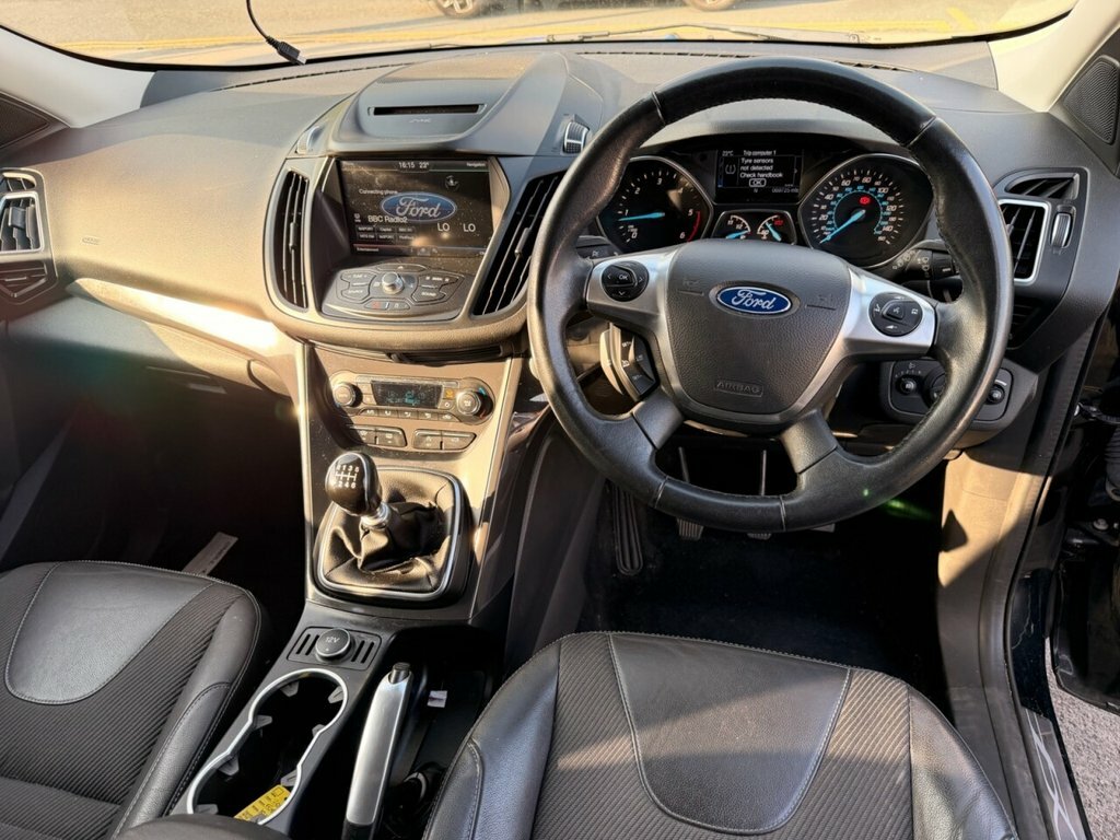 Ford Kuga 2L Titanium AF16OWZ Black #4