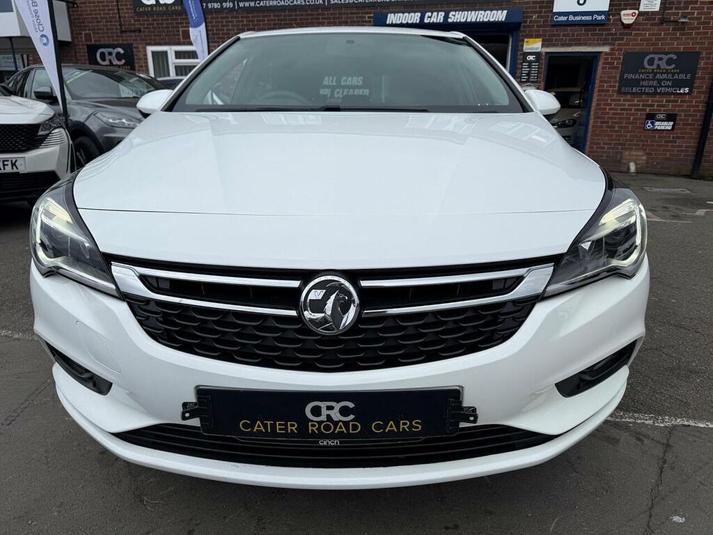 Vauxhall Astra 1.0I Turbo Ecotec Design Hatchback Manu VE19HAO White #2