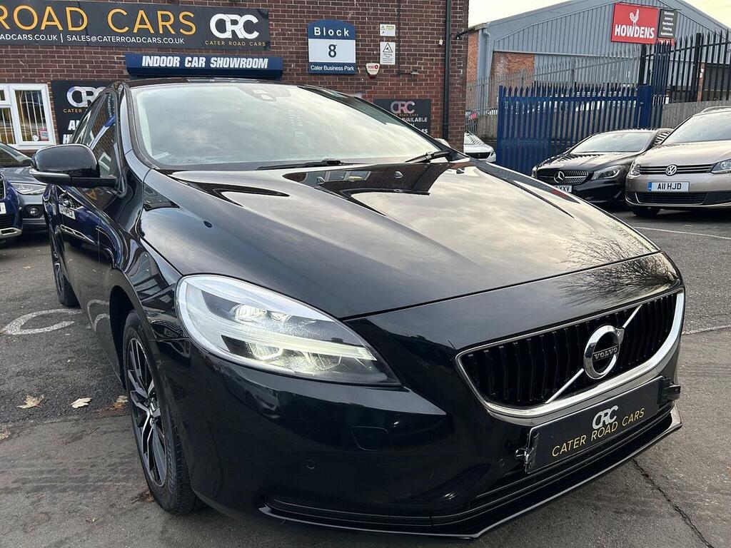 Volvo V40 2.0 T2 R-design Edition Hatchback Manua FX19NLD Black #6