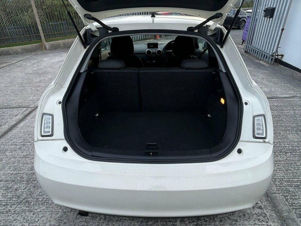 Audi A1 1.6L Se RE12FFT White #5