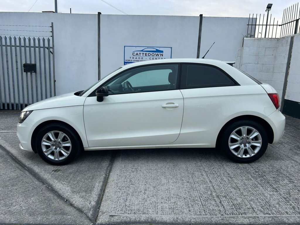Audi A1 1.6L Se RE12FFT White #2