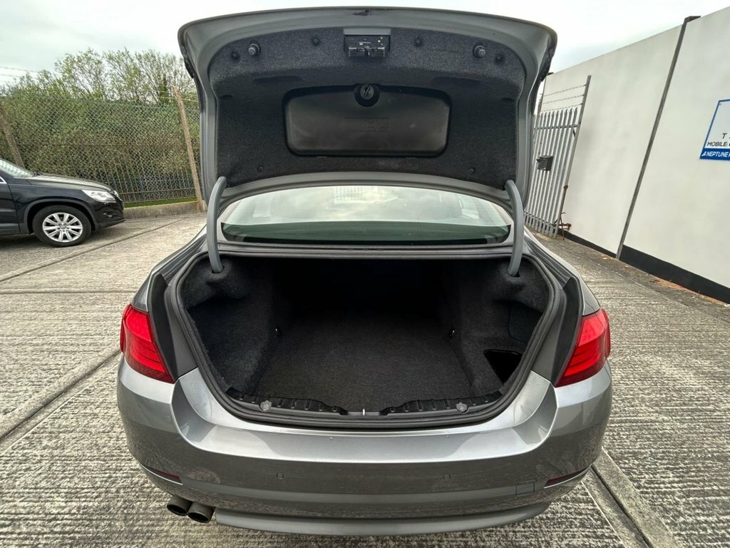 BMW 5 Series 2L Se SA11AKJ Grey #5