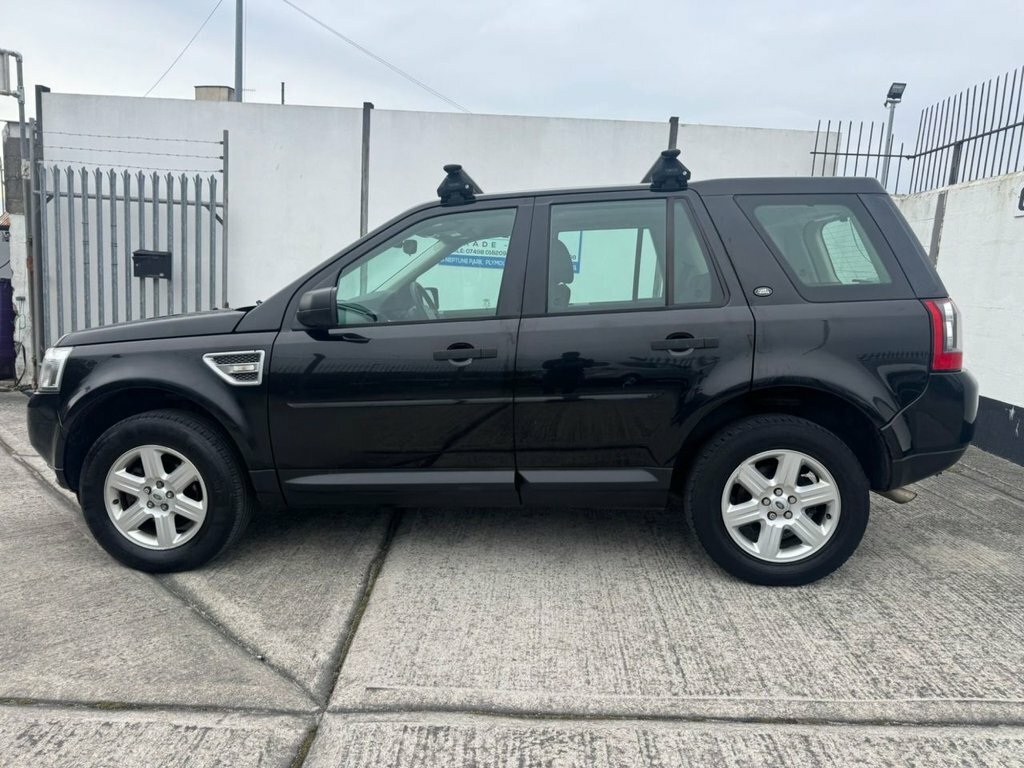Land Rover Freelander 2 Suv YD62TCK Black #2